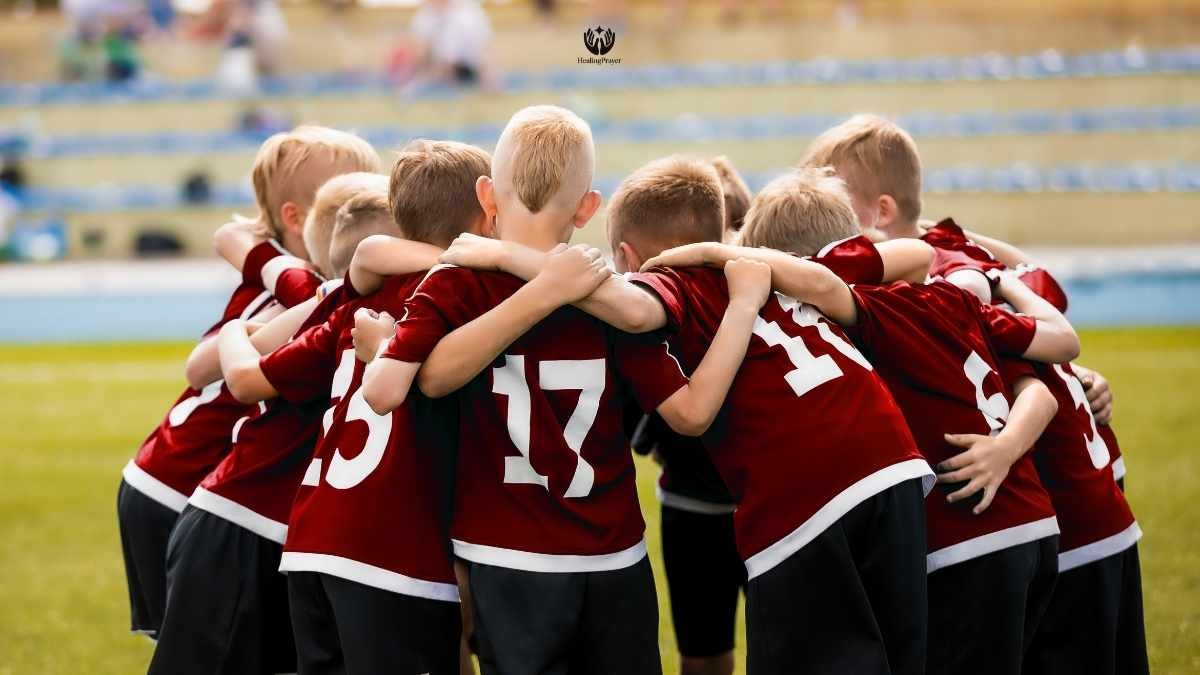80+ Powerful Sports Prayers for Athletes with Bible Verses for Parents, Coaches & Teams